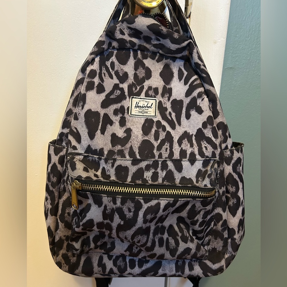 Herschel Nova Mini Backpack-Leopard print